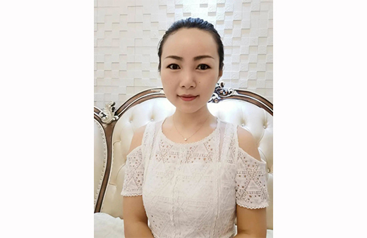 “世”在人為 | 世友地板新疆烏魯木齊經(jīng)銷商張寶月：服務(wù)快一步，業(yè)績上一層